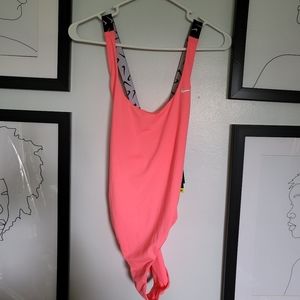 🦩Nike One Piece Swim Suit
